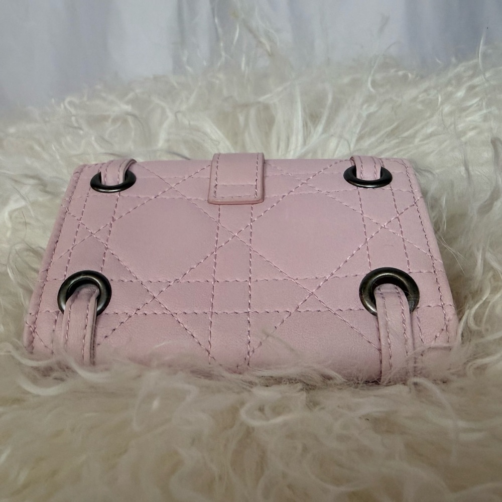 NWT Dior Light Pink Quilted Wallet - Picture 2 of 5